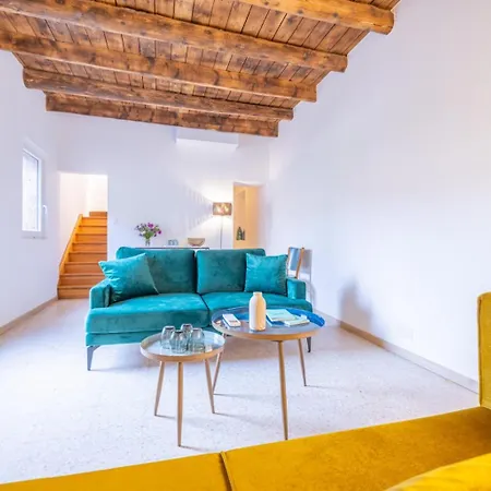 Chateau De Campuget 4*