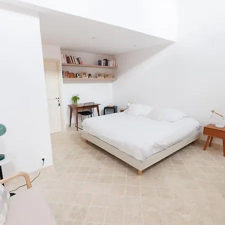 Affittacamere Chateau De Campuget 4*
